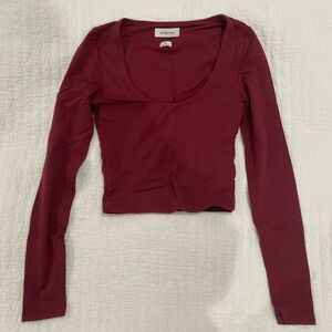 ARITZIA
Contour Scoopneck Longsleeve